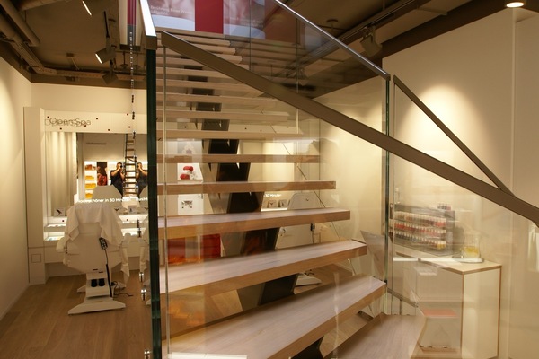 Treppe mit Holztritten